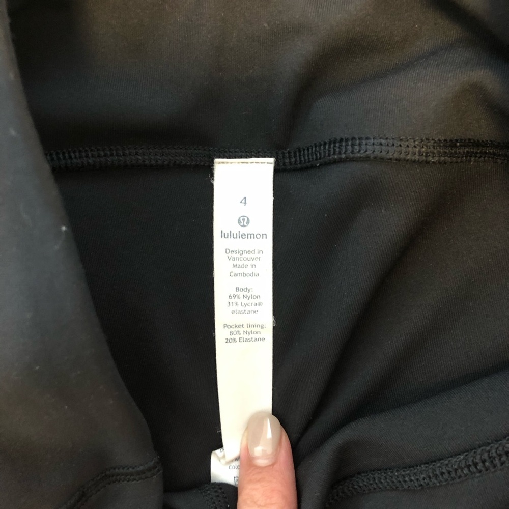 Lululemon Speed Up Crop - image 4